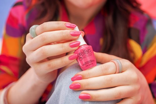 Gelish MINI Summer Up In The Air Collection - 9mL TPO-Free Soak Off Polish, Long-Lasting, Vibrant Color, Professional Quality, High Shine, Chip-Resistant (Got Some Altitude)