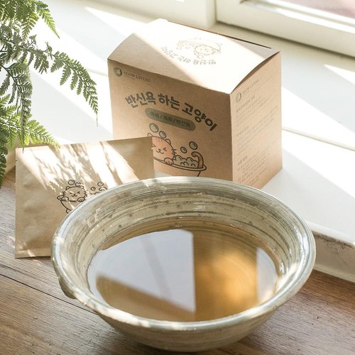 Slow Living Beauty Organic Mugwort Bath Water additive for Women's Healty, Beauty and Moist Skin 12 Packs
