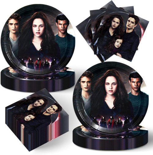 Saga of Twilight Party Decorations - 40pcs Tableware Set with Plates & Napkins