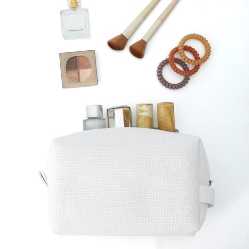 DYSHAYEN Waffle Makeup Pouch Bag, Small Travel Cosmetic Bag, Gifts for Women Bridesmaid,Wedding,Christmas (White)