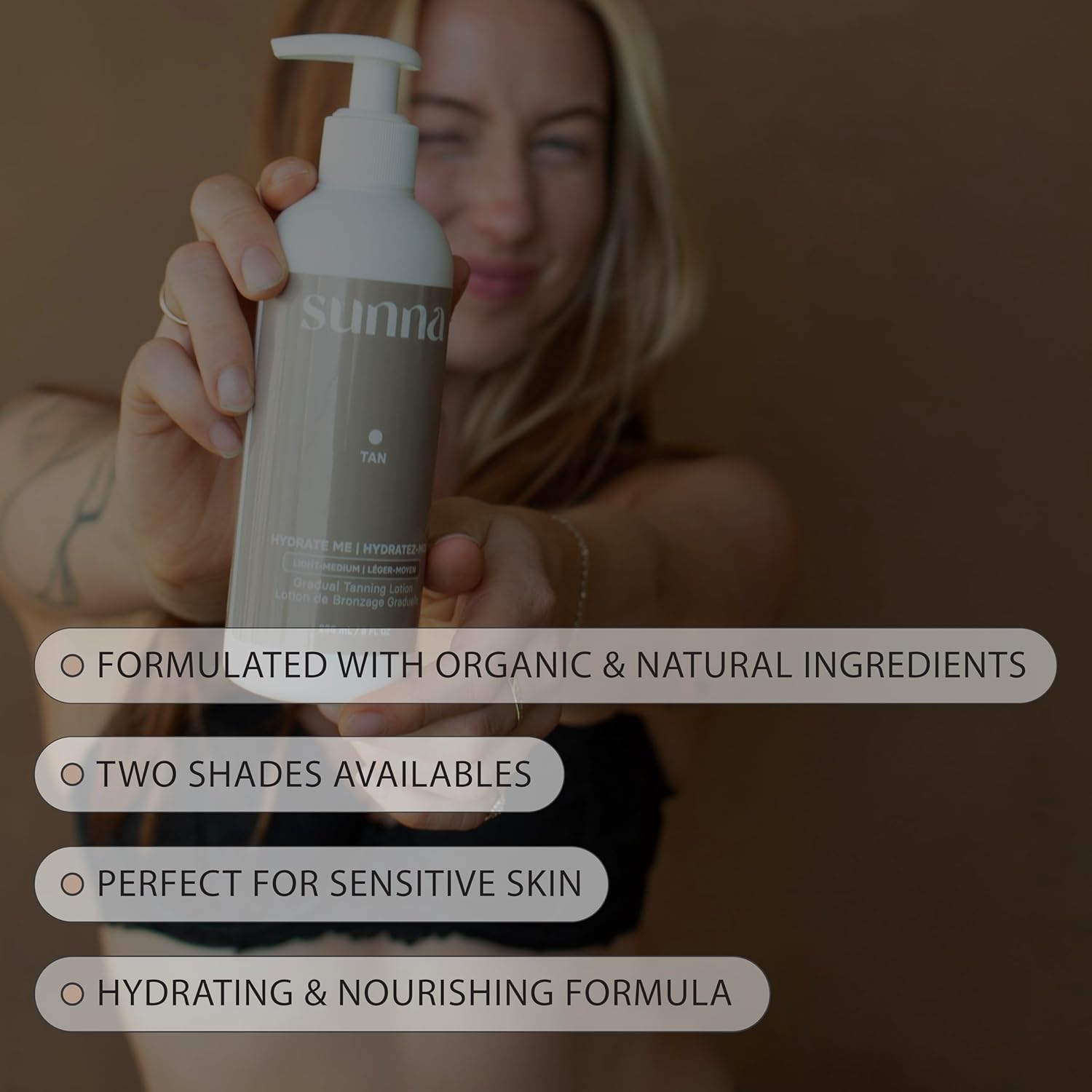 SunnaTan Gradual Self Tanning Lotion - Hydrating Formula with Hyaluronic Acid & Jojoba - Natural Ingredients for a Beautiful Tan (Medium/Dark, 236 ml)