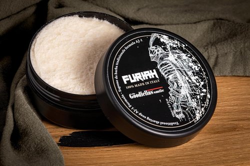 The Goodfellas’ Smile FURIAH (Leather & Wood) Italian Shaving Soap – Premium Tallow-Based Wet Shaving Soap for Razor Glide, Brush Lather & Bold Scented Grooming