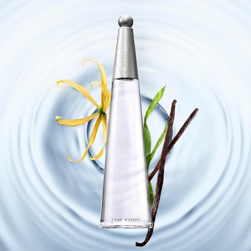 Issey Miyake L'Eau d'Issey Eau de Parfum Intense - Women's Floral Aquatic Fragrance - 3.3 oz