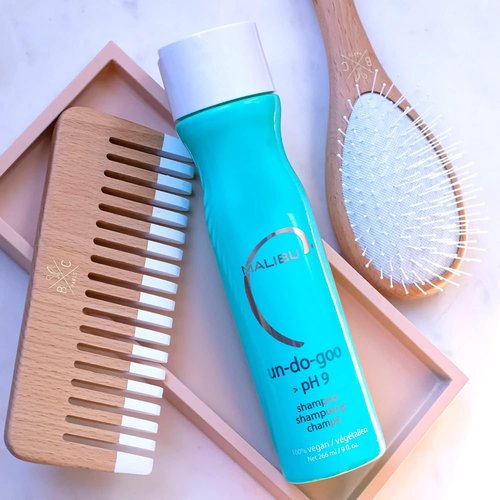 Malibu C Leave-In Conditioner Mist - Thermal & UV Protection + Miracle Repair for Damaged Hair (9 oz)
