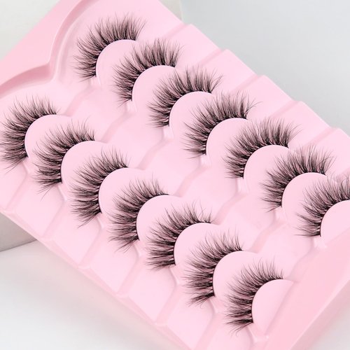 Natural Cat Eye Lashes Wispy Eyelashes 14mm Lightweight False Eyelashes 3D Volume Natural Lashes 0.1mm Thin Cotton Band Lash Strips Pack C Curl Soft Eyelash 7 Pairs Siligli