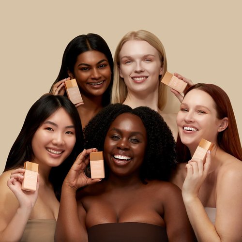 Sigma Beauty Skin Perfector – Hydrating Skin Tint Foundation for Lightweight, Buildable Coverage, With Hyaluronic Acid, Niacinamide Serum, and More (3 Medium Golden Tint, 1.12oz)