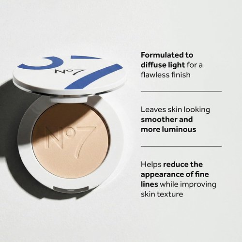 No7 Lift & Luminate Triple Action Powder - Light | Pressed Makeup Setting Powder for a Radiant Glow (10g)