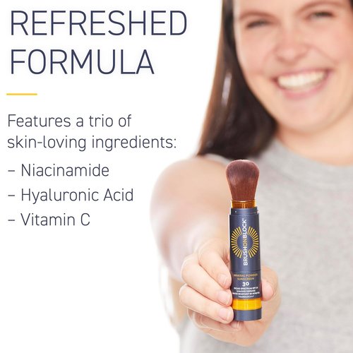 Brush On Block SPF 30 Mineral Powder Sunscreen - New Formula with Niacinamide & Vitamin C | Translucent, Water-Resistant, Reef Friendly