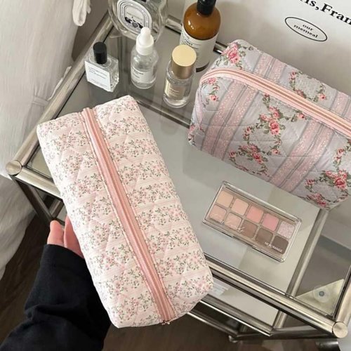 KFVIM Floral Make Up Bag Coquette Cosmetic Bag Quilted Makeup Bag for Women Portable Toiletry Bag Travel (pink)