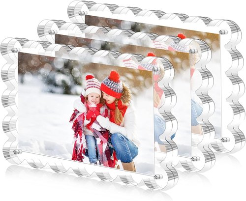 Magnetic Acrylic Picture Frames by [Brand Name] - 5x7 Inch Freestanding Scalloped Design | Double-Sided Clear Display