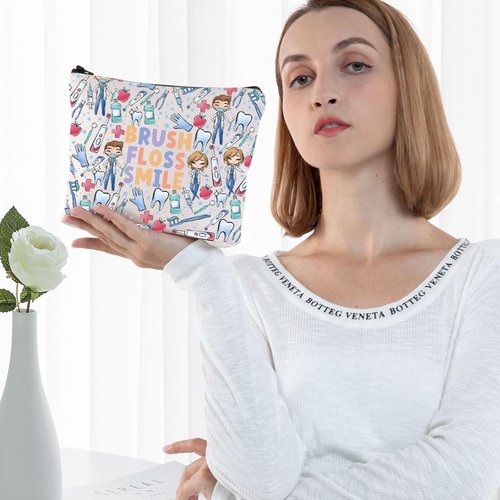 G2TUP Novelty Dentist Gifts for Women Travel Makeup Bag Brush Floss Smile Zipper Organizer Dental Dental Hygienist Gift Idea (Brush Floss New)