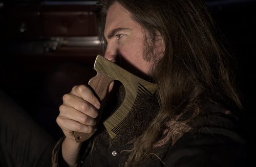 THE BEARDED AXE BEARD COMB | Woodsman | Green Sandalwood/Golden Sandalwood | Artisan Crafted
