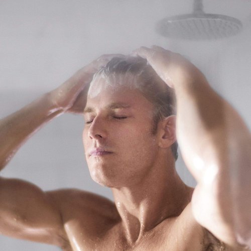 American Crew Daily Moisturizing Shampoo - Hydrating Formula for All Hair Types | 33.8 Ounce