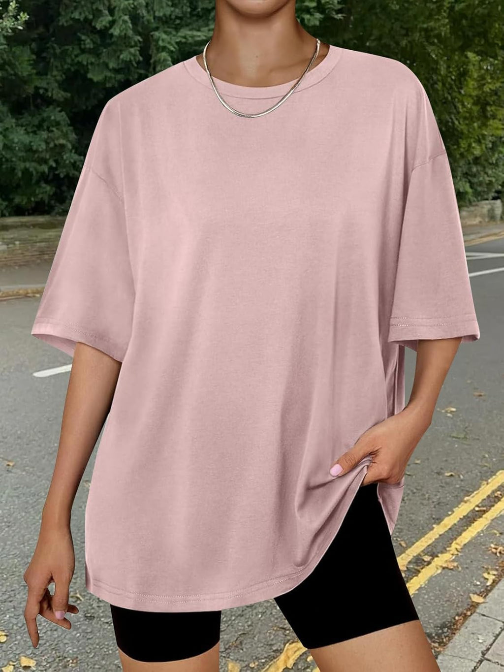 Trendy Queen Women's Oversized Summer T-Shirts - Plus Size Casual Tops for Spring | Short Sleeve Fashion
