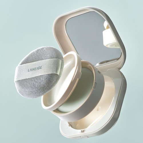 LANEIGE Neo Powder & Keychain Bundle: Viral K-Beauty Blurring Powder & Travel-Friendly Keyring for On-the-Go Touch-Ups