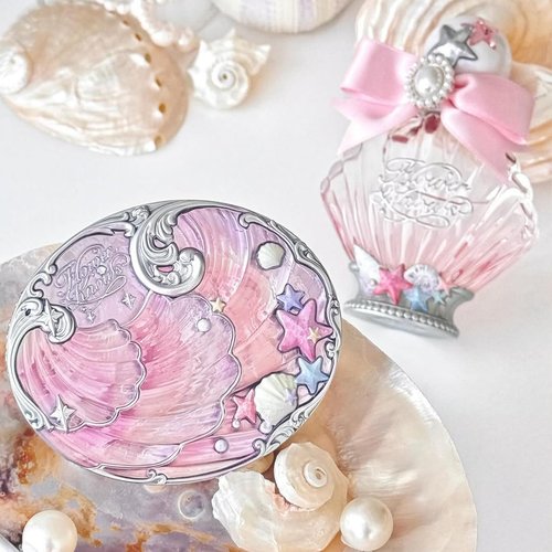 Flower Knows Shell's Jewel Collection Baked Powder,Makeup & Setting Pressed Powder Compact with Mirror and Puff,Pink Smooth Oil-Control Pore Blurring,0.32 Oz(02 Dreamy Pink)