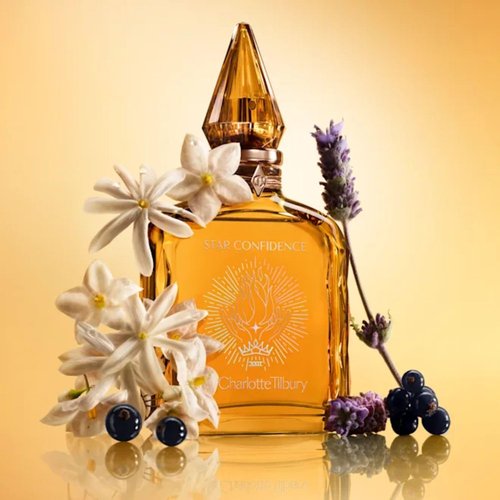 Charlotte Tilbury Star Confidence Eau De Parfum - Long-Lasting Floral Woody Fragrance with Blackcurrant & Jasmine