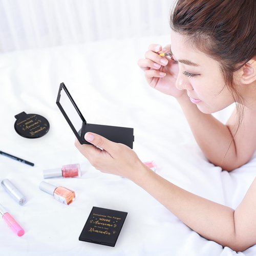 Geetery 48 Sets Inspirational Compact Mirror Bulk Round Makeup Glass Purse Pocket Mini Hand Folding Makeup Mirror with Gift Bags for Women Day Coworker Friends