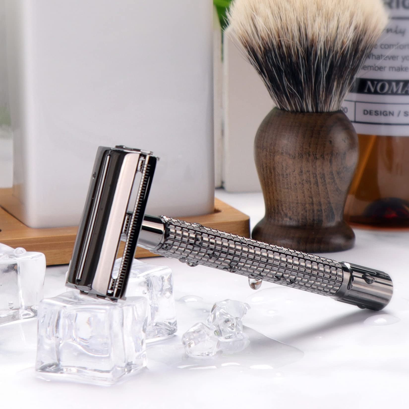 WEISHI Butterfly Open Double Edge Safety Razor for Men, Nostalgic Long Handle with 5 Stainless Razor Blades, Reusable Wet Shave Tool for Smooth, Close Shave