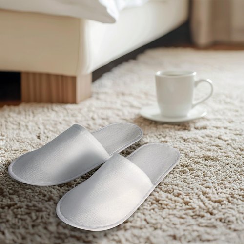 UrbanRoots 28 Pairs Disposable Slippers For Guests,Bulk Slippers For Hotel,Spa,Travel,Shoeless Home,Spa Slippers With Pouch,Non-Slip(White) house slippers for guests