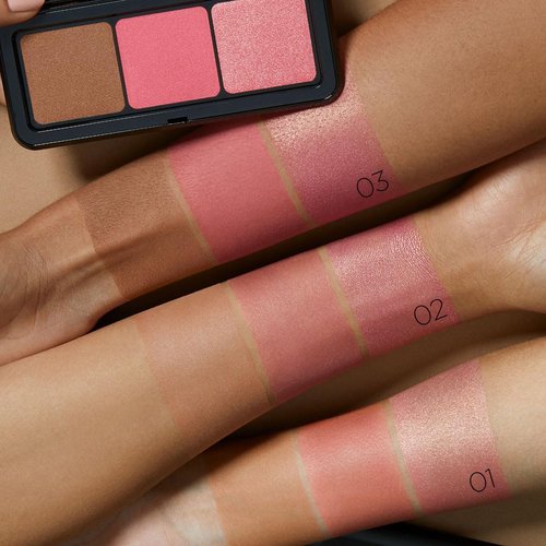 KIKO Milano Multi Finish Trio Blush & Bronzer Palette - 1 Bronzer & 2 Blushes in Matte & Metallic Finishes