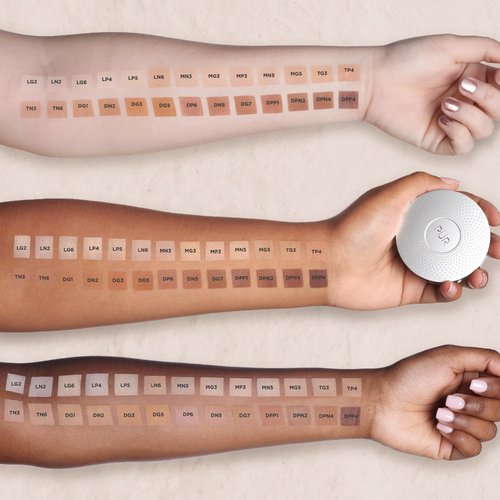 PÜR MINERALS 4-in-1 Pressed Mineral Makeup Powder Foundation with SPF 15 | Buildable Coverage Compact