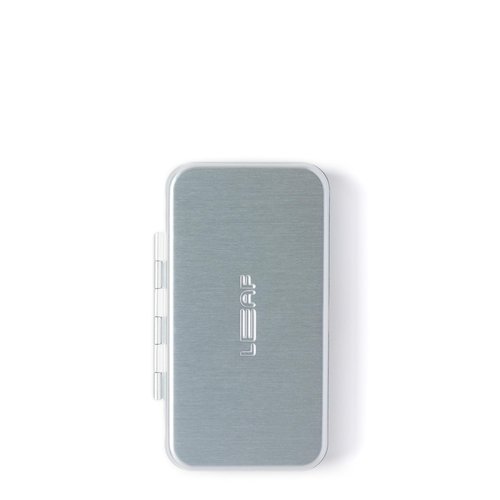 Leaf Shave | The Twig Razor & Thorn Razor Case, Silver - Portable Aluminium and Silicone Travel Case