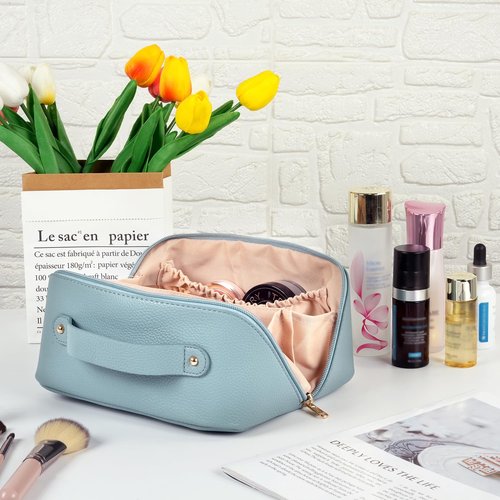 Large Capacity Cosmetic Bag, Travel Cosmetic Storage Bag with Handle, Portable Zipper Cosmetic Bag Toiletry Bag Makeup Bag Large with Compartments for Women Girls (Blue)