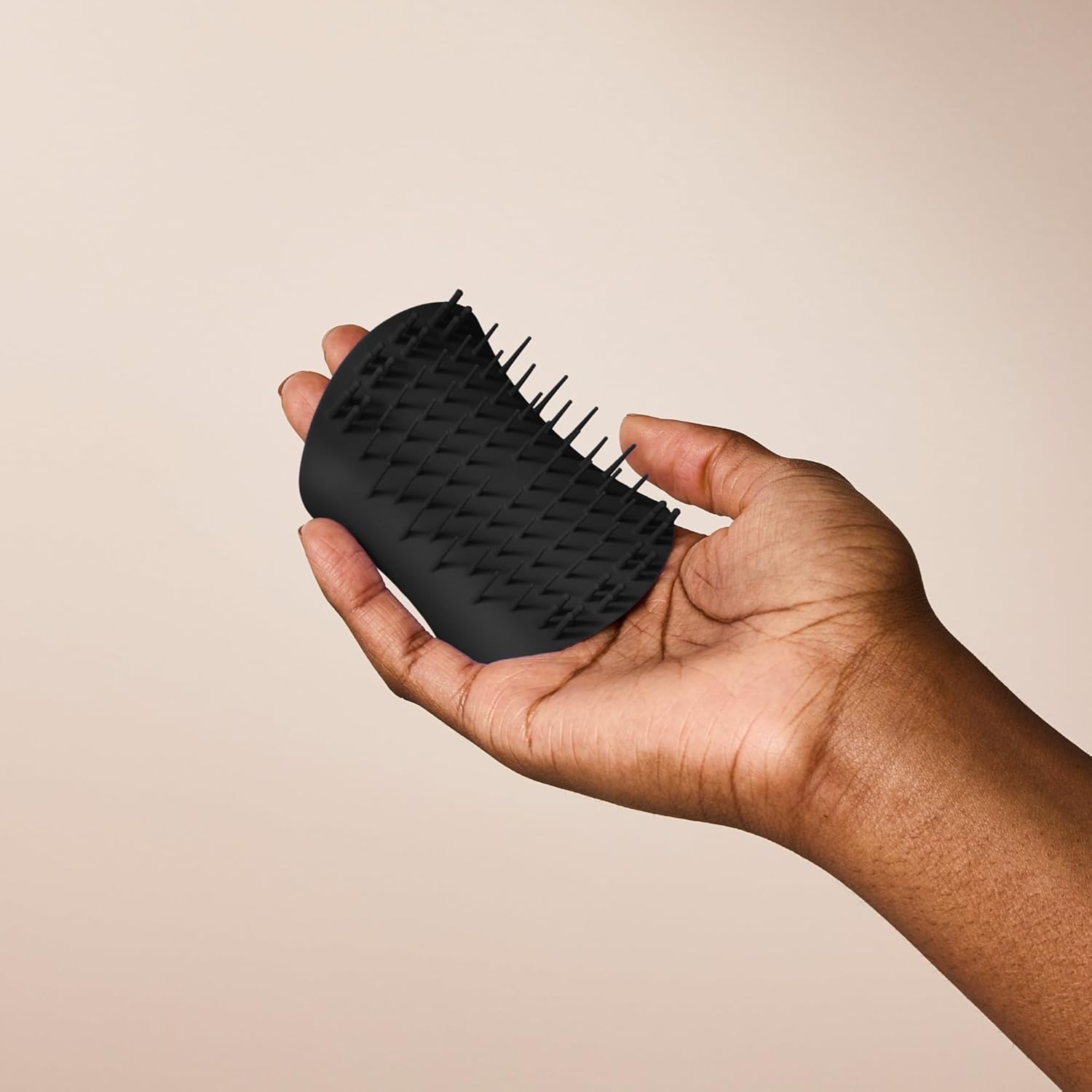 Tangle Teezer Scalp & Shampoo Hairbrush - Exfoliate, Massage & Cleanse for All Hair Types | Onyx Black
