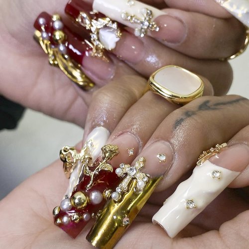 128PCS Gold Nail Charms Set with Rhinestones and Gems, Rose, Hearts, Cross and Virgin Mary - Y2K 3D Shiny Jewelry Nail Accessories Supplies
