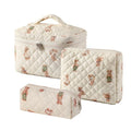 RSRSLEII 3 Pcs Quilted Cotton Makeup Pouch, Coquette Floral Quilted Toiletry Makeup Bag for Women and Girls, Aesthetic Travel Organized Cosmetic Bags(03Bear Pattern)