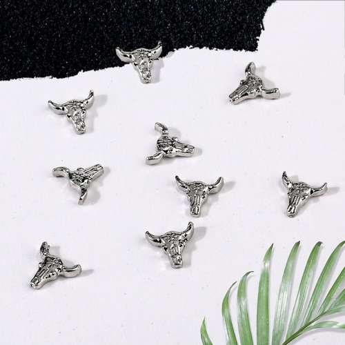 100pcs Stylish Bull Head Nail Charms, Halloween Retro Alloy Art Nail Stickers Funny Bull Head Manicure Decor Stickers for DIY Crafts with Gold Silver Black Mixed Color Designs