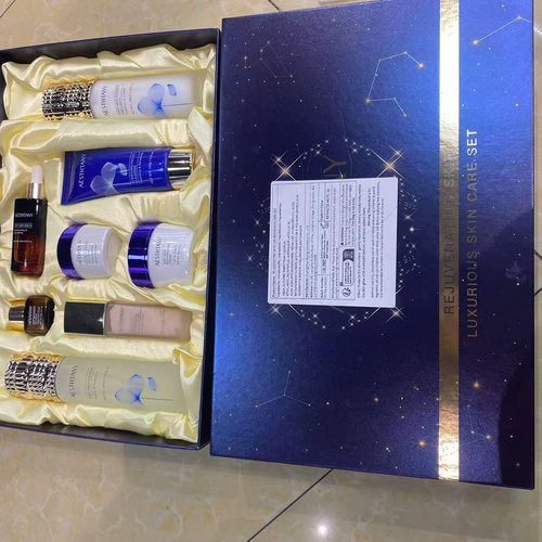 Regine Switzerland Anti-Aging Skin Care Kit - 8-In-1 Rejuvenating Daily Routine for Women
