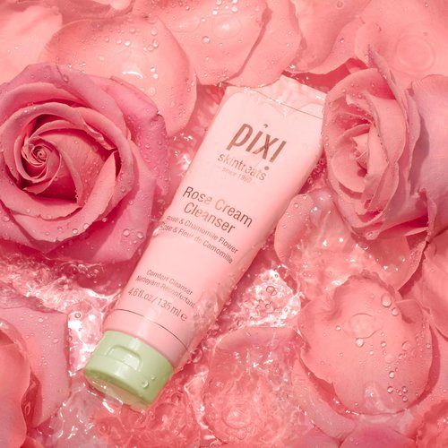 Pixi Beauty Rose Cream Cleanser - Mineral-Rich Soothing Formula with Rose Flower Oil | 135ml (4.57 Fl Oz)