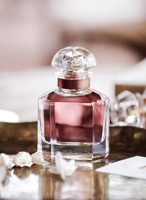 Guerlain Mon Guerlain Intense Eau de Parfum Spray for Women - 1.6 oz | Luxurious Fragrance
