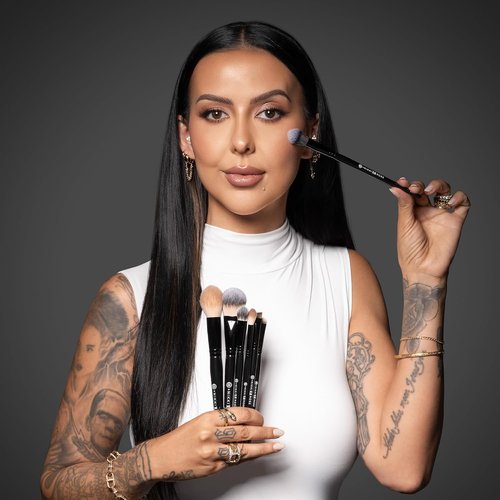 BK Beauty - Nikki La Rose N14 Petite Precision Concealer Brush - Multi-Tasking Tapered Makeup Tool for Under-Eye & Small Areas