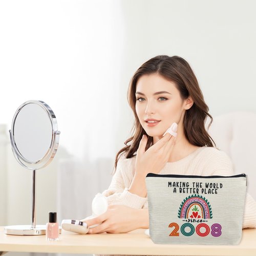 Suemetic 18th Birthday Decorations for Girls, 18 Year Old Girl Makeup Bags, 2008 Cool 18th Birthday Gifts for Teenage Girls Gift Ideas, Sister, Daughter, Cosmetic Travel Pouch, Christmas