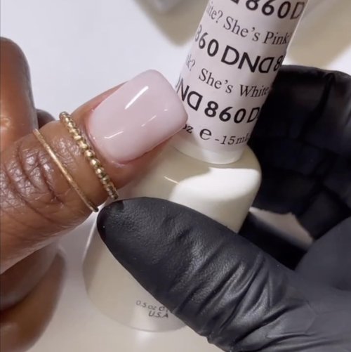 DND Gel Polish Set, Sheer Collection, UV/LED Gel Polish and Air Dry Nail Lacquer, Matching Chip-Free Polish Duo, 860 She’s White? She’s Pink?, 0.5 Fl Oz