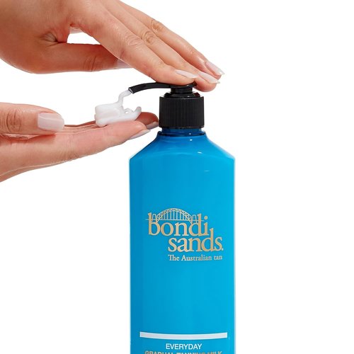 Bondi Sands Tan + Maintain Kit - Light/Medium Self Tanning Foam, Mitt & Gradual Tanning Milk