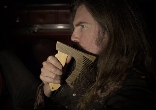 THE BEARDED AXE BEARD COMB | Original | Green Sandalwood/Boxwood | Artisan Crafted & Handmade