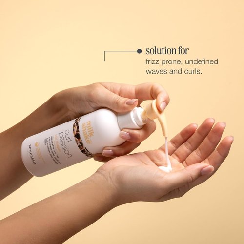 Milk_Shake Curl Passion Curl Shaper - Shaping Fluid to Enhance Natural Curly Texture | 6.8 fl oz (200 ml)