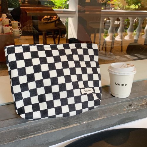 BIVIZKU Travel Checkered Makeup Bag, Corduroy Cosmetic Bag for Purse, Small Cosmetic Zipper Pouch Cute Travel Checkered Makeup Bag Gift for Women,Girls (black)