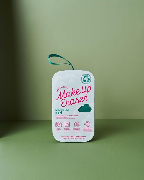MakeUp Eraser PRO - Effortlessly Remove All Makeup With Just Water | Waterproof Mascara, Eyeliner, Foundation
