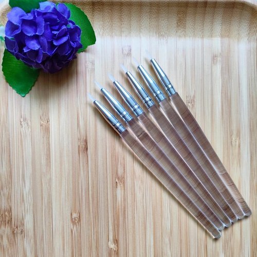 Silicone Eyeliner Brushes for UV resin, Metallic Glitter Shimmer Eyeshadow, Nail Sequins Nail Sticker Colorful Hearts，Gel or Liquid Eyeliner Along Lash Lines (6pcs, transparent handles)