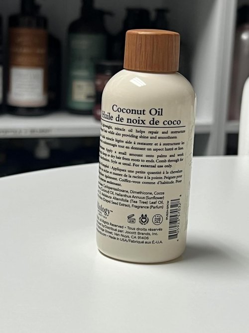Oliology Coconut Hair Oil - Hydrates & Softens Hair, Controls Frizz - Lightweight, Paraben-Free Formula (4oz)