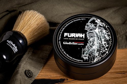The Goodfellas’ Smile FURIAH (Leather & Wood) Italian Shaving Soap – Premium Tallow-Based Wet Shaving Soap for Razor Glide, Brush Lather & Bold Scented Grooming