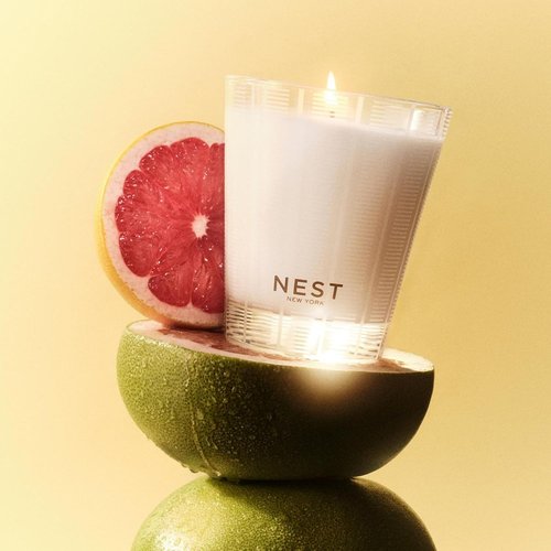 NEST New York Scented Classic Candle - Grapefruit Fragrance | 8.1 oz | 60-Hour Burn Time