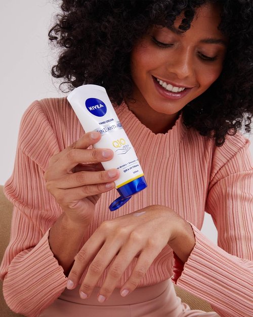 NIVEA Rejuvenating Hand Cream Anti-Age Care Q10 100 ml