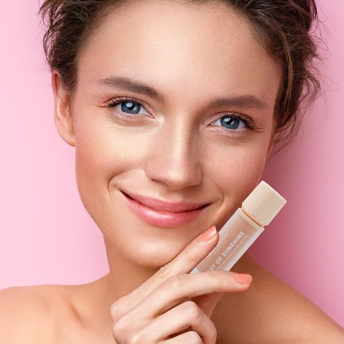 Profusion Cosmetics Liquid Highlighter - Blendable & Buildable Formula with Vitamin A & E | Sunkissed Shade