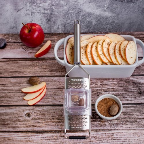 Microplane Professional Series Kitchen Grater - Fine Grating for Cheese, Citrus, Garlic & More | Stainless Steel Blades, Made in USA